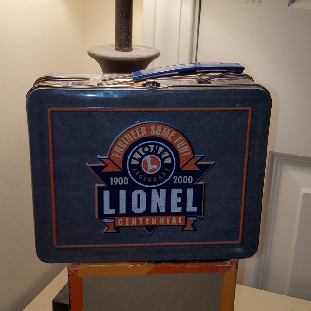 Lionel Trains Lunch Box